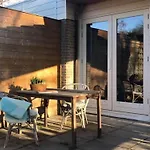 Cosy On Quiet Near Holiday home