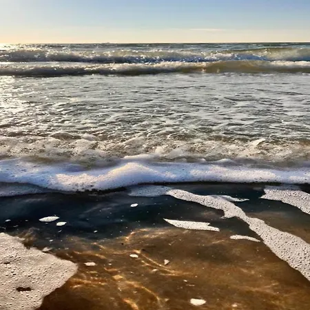 Cosy On Quiet Near Σπίτι διακοπών Sint Maartensbrug